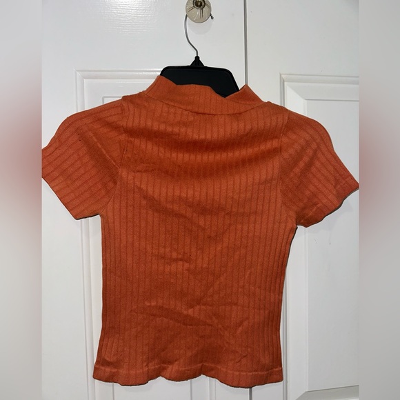 Rust Ribbed Women's Blouse - Picture 2 of 3